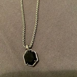 Kendra Scott black pendant necklace